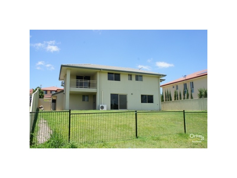 66 Golden Bear Drive, Arundel QLD 4214