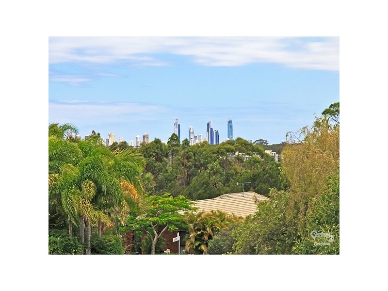 6 Lobb Street, Arundel QLD 4214