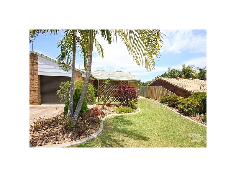 1/44 McMillan, Labrador QLD 4215