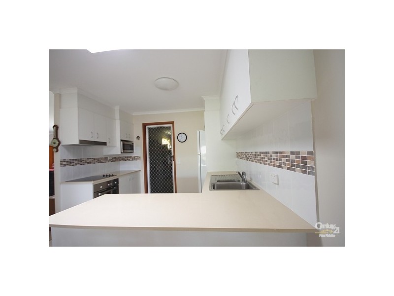 1/44 McMillan, Labrador QLD 4215