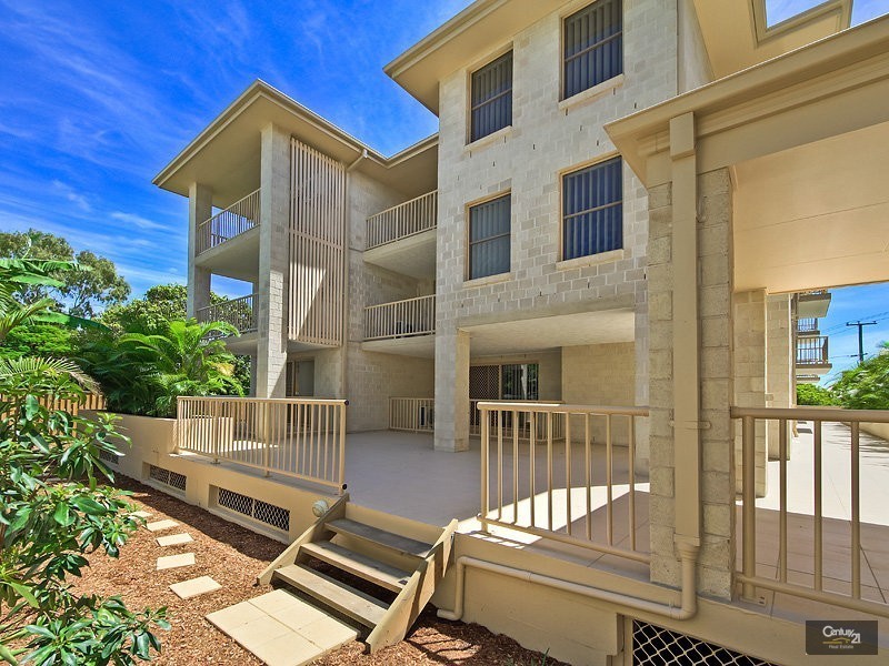 4 Sykes Court, Southport QLD 4215