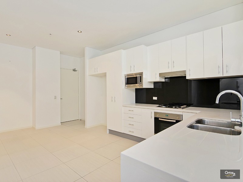 403/2 Aqua Street, Southport QLD 4215