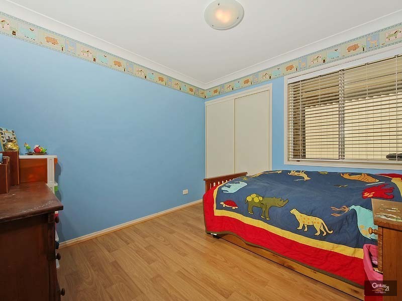 12 Zane Street, Molendinar QLD 4214