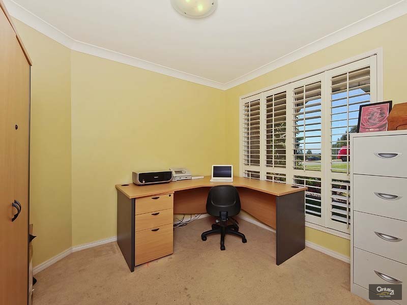 12 Zane Street, Molendinar QLD 4214