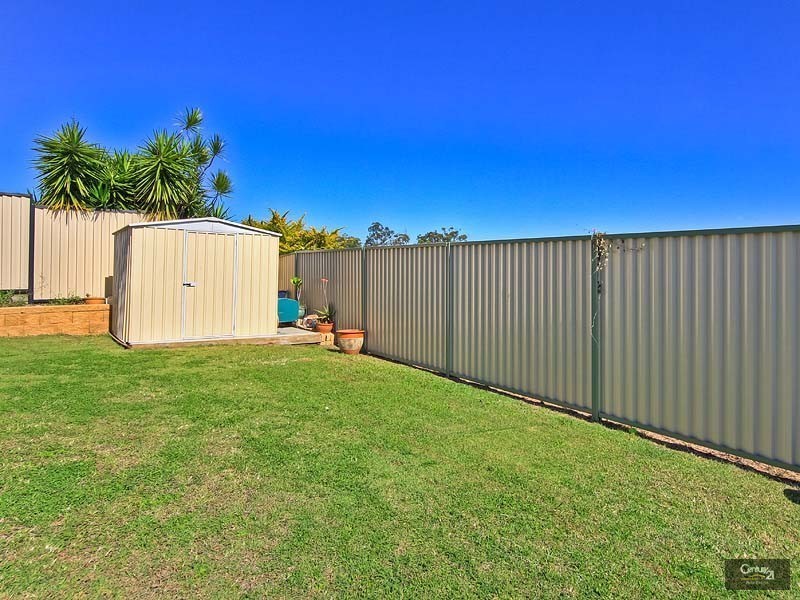 12 Zane Street, Molendinar QLD 4214