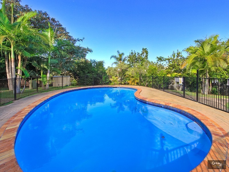 7/71 Olsen Ave, Labrador QLD 4215