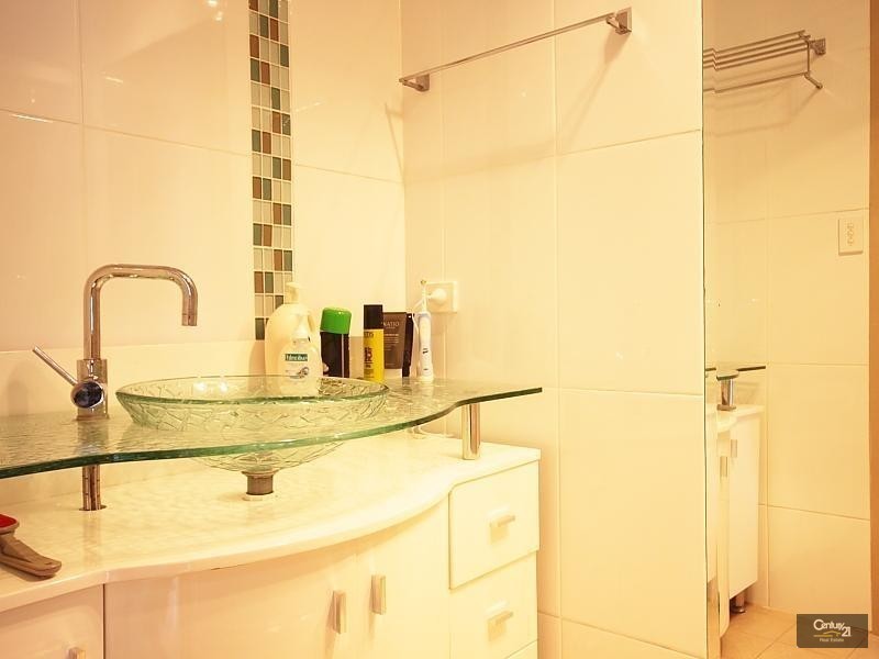 75 Kumbari Close, Southport QLD 4215