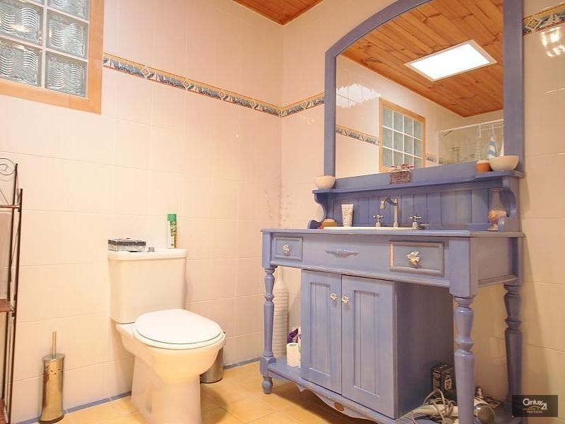 Paradise Point QLD 4216