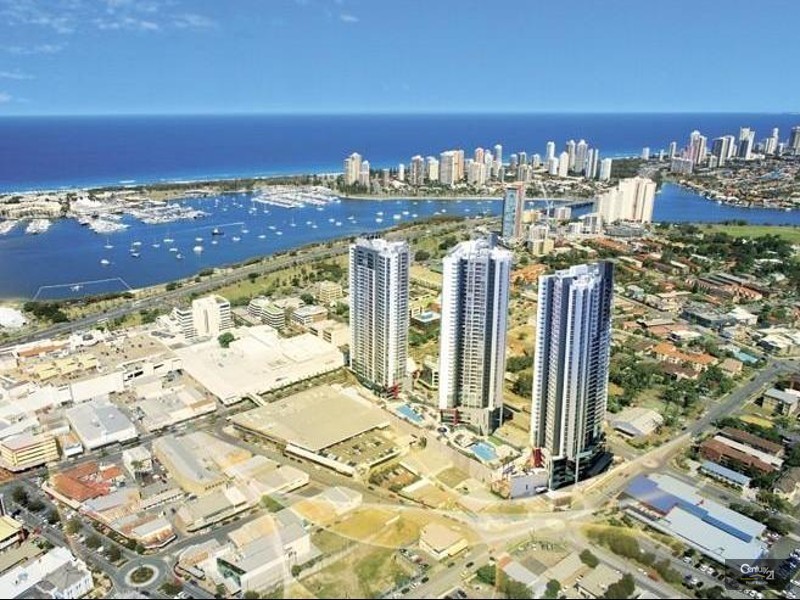 9 Lawson Street, Southport QLD 4215