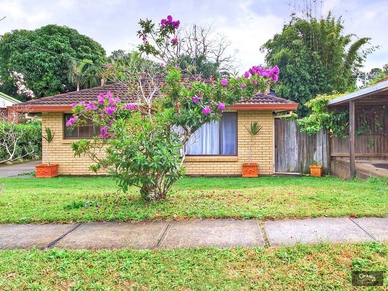 1/67 Broad St, Labrador QLD 4215