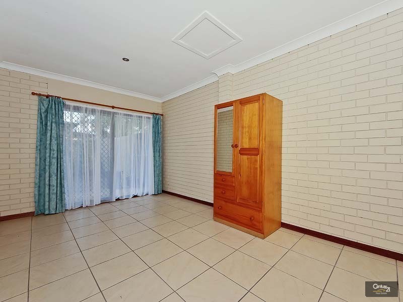 1/67 Broad St, Labrador QLD 4215