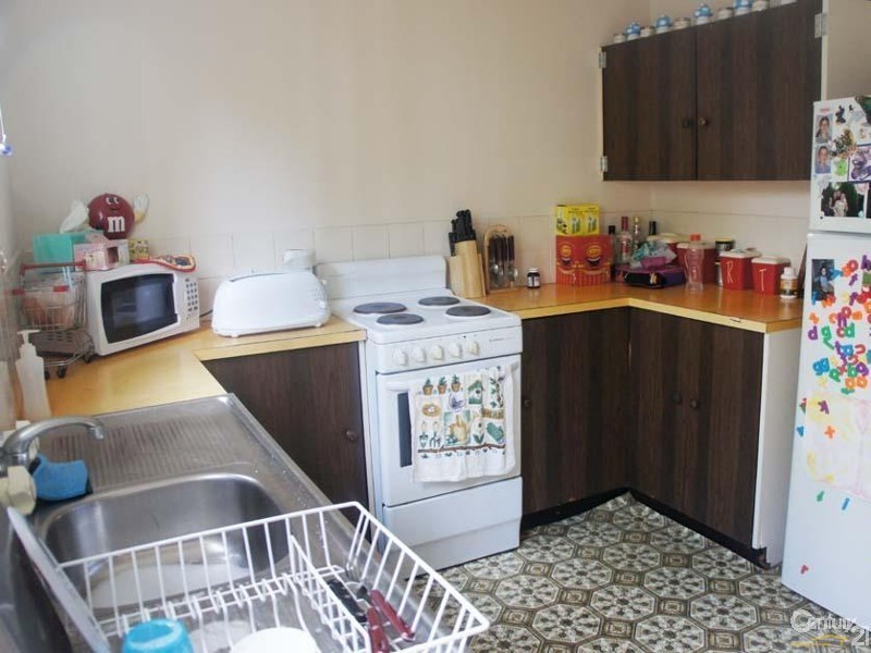 8/14 Central St, Labrador QLD 4215