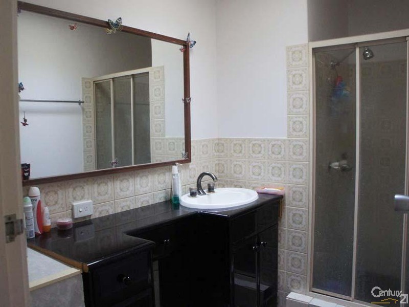 8/14 Central St, Labrador QLD 4215