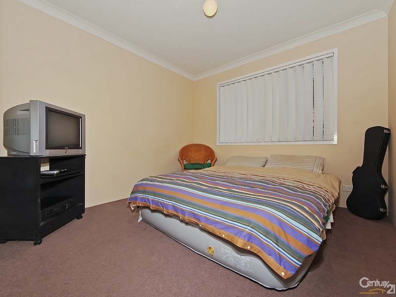 2/75 Bayview St, Runaway Bay QLD 4216