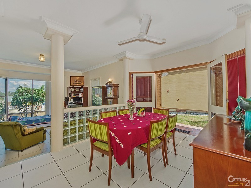 19 Cook Close, Southport QLD 4215