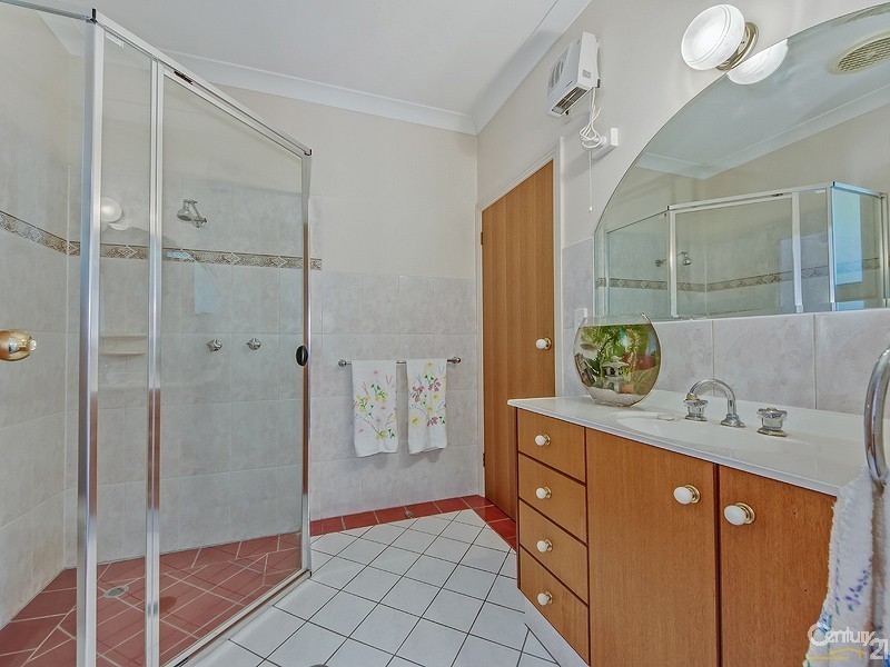 19 Cook Close, Southport QLD 4215