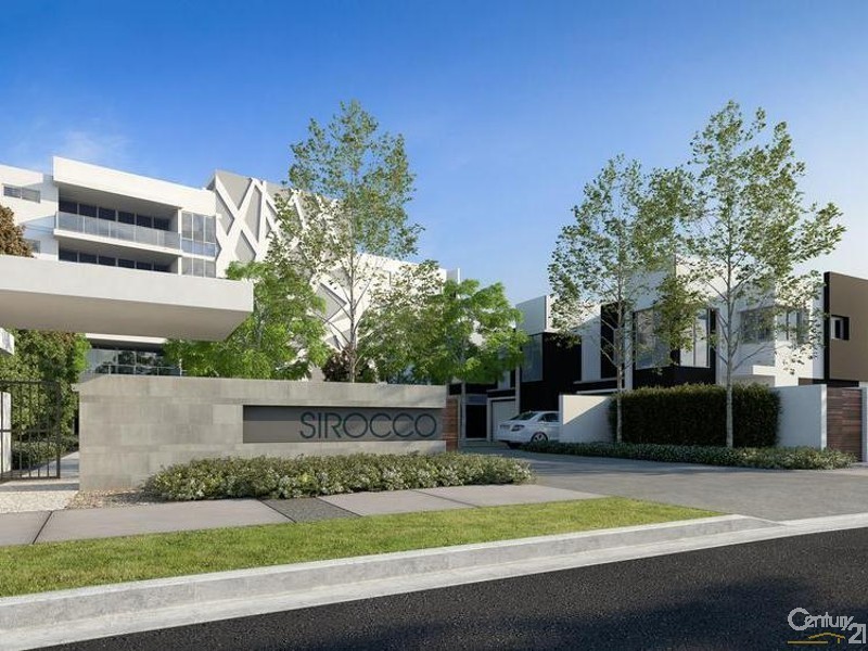 1 Compass Drive, Biggera Waters QLD 4216
