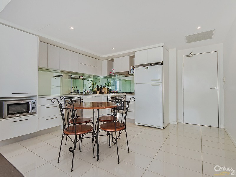 901/430 Marine Pde, Biggera Waters QLD 4216