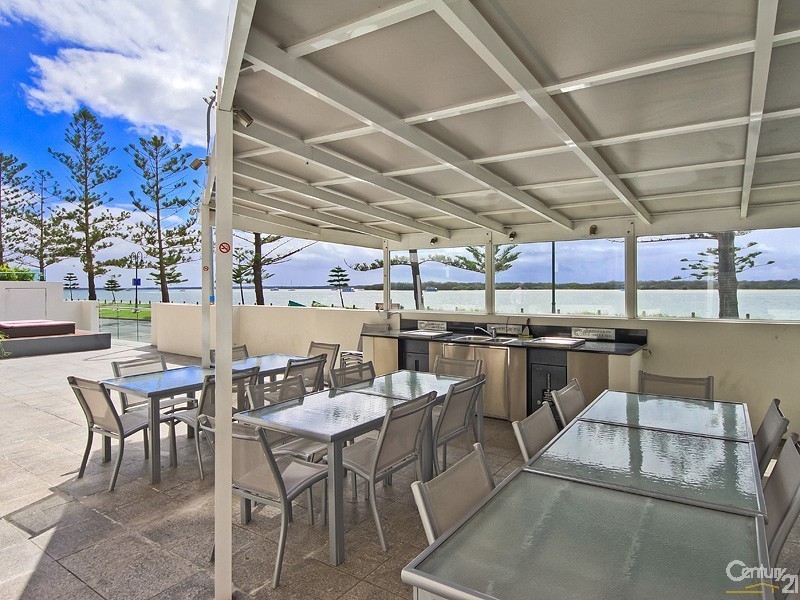 901/430 Marine Pde, Biggera Waters QLD 4216