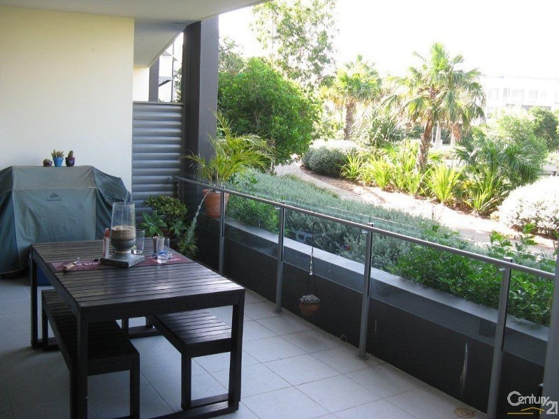 315/3 Pendraat Parade, Hope Island QLD 4212