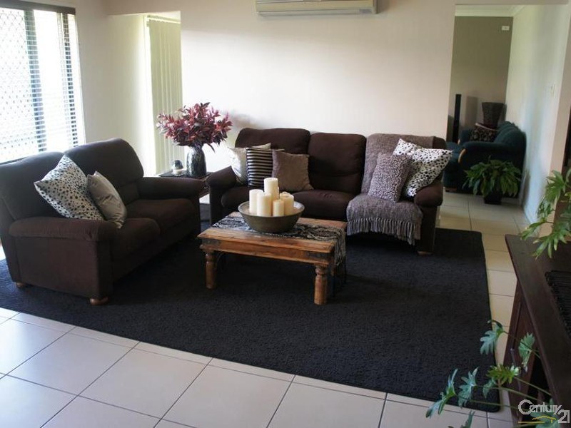 3 Ontario, Oxenford QLD 4210