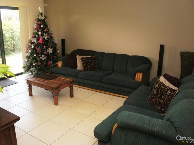 3 Ontario, Oxenford QLD 4210