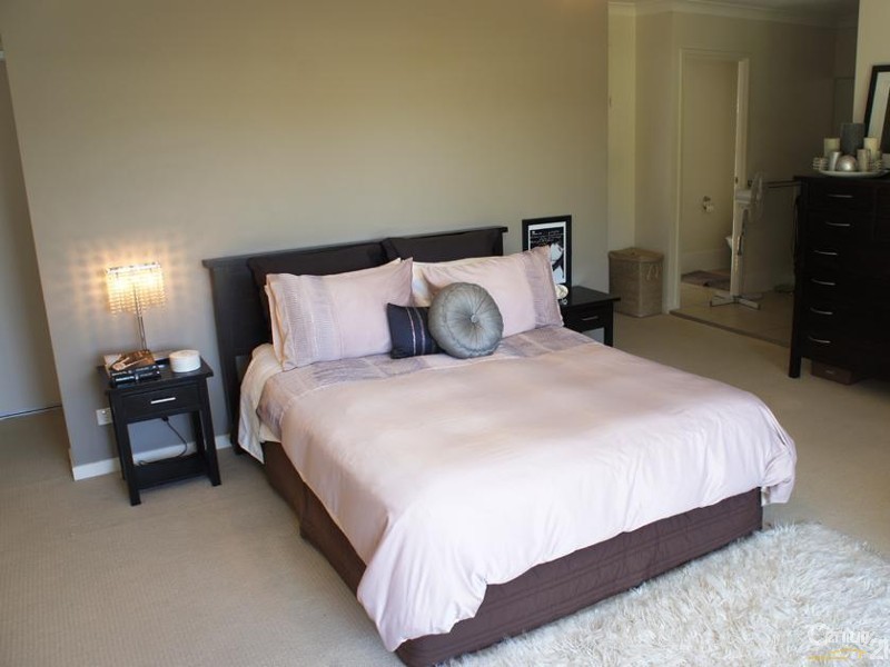 3 Ontario, Oxenford QLD 4210