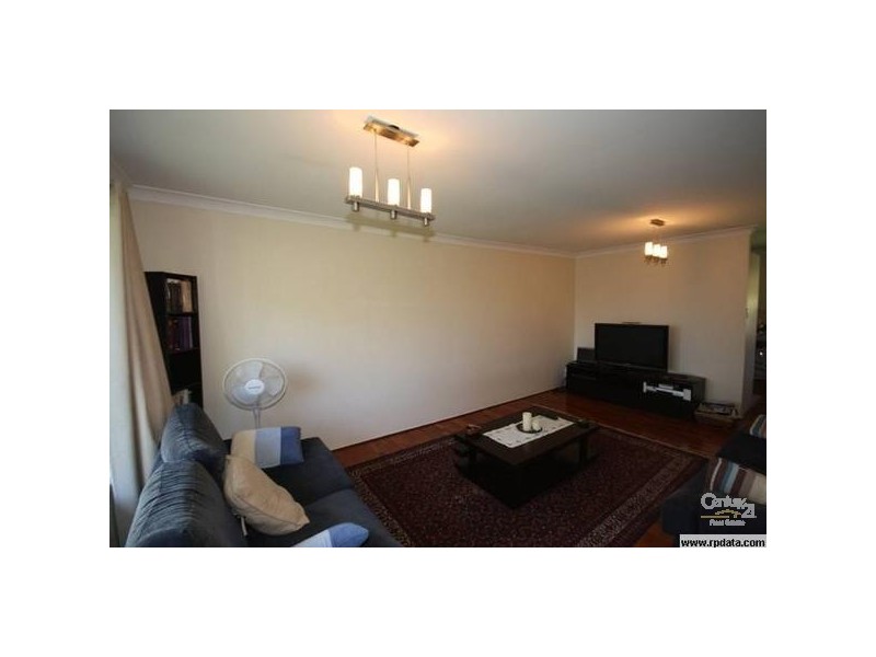 9 Mitchell Avenue, Molendinar QLD 4214