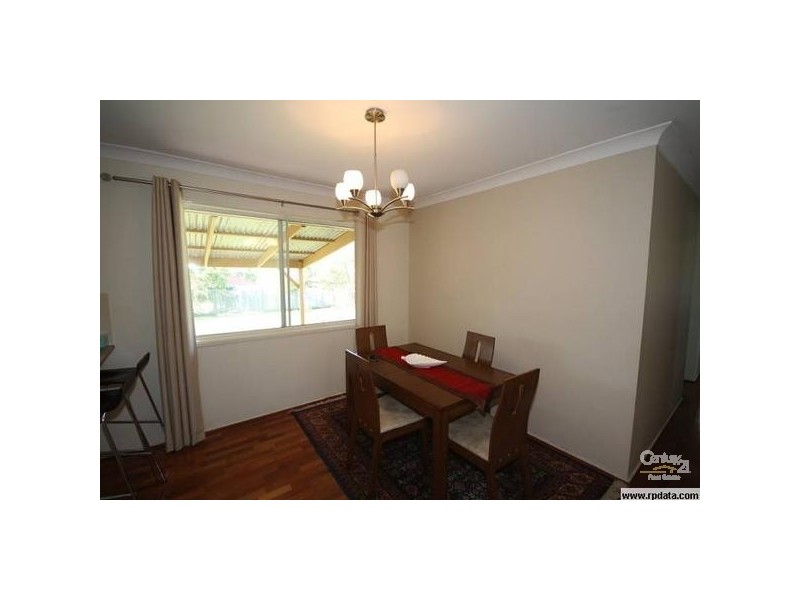 9 Mitchell Avenue, Molendinar QLD 4214