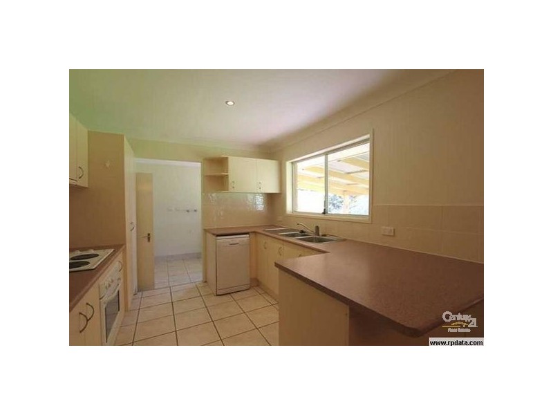 9 Mitchell Avenue, Molendinar QLD 4214