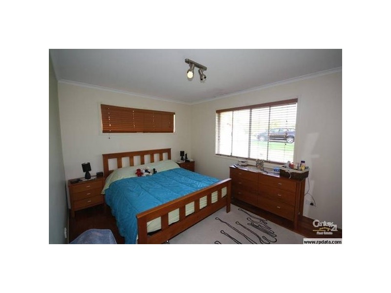 9 Mitchell Avenue, Molendinar QLD 4214