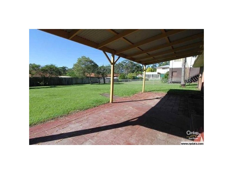 9 Mitchell Avenue, Molendinar QLD 4214