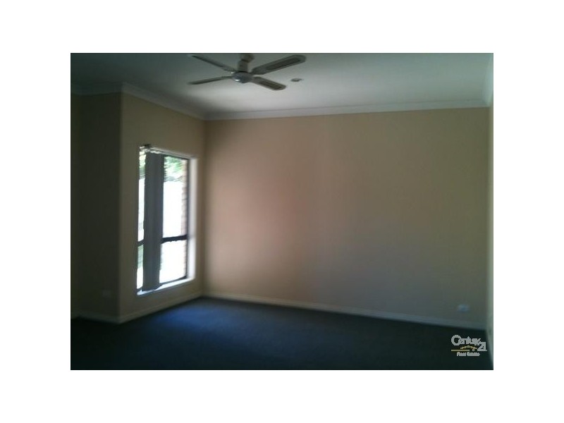 18 Freestone Street, Upper Coomera QLD 4209