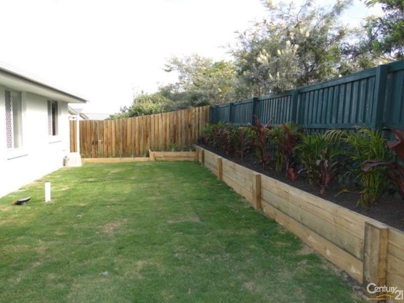 3 Casuarina Way, Helensvale QLD 4212