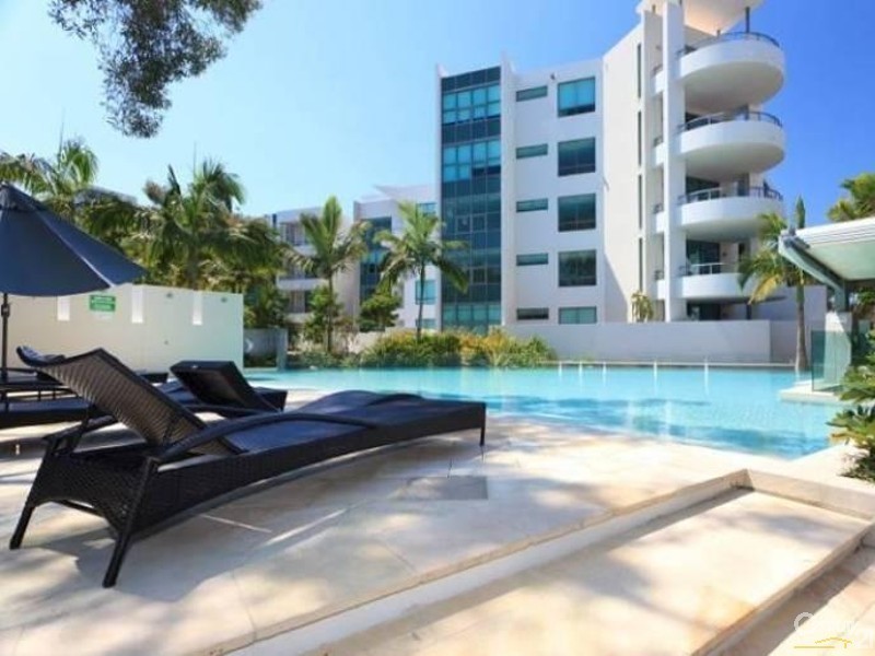 28 Bayview Street, Runaway Bay QLD 4216