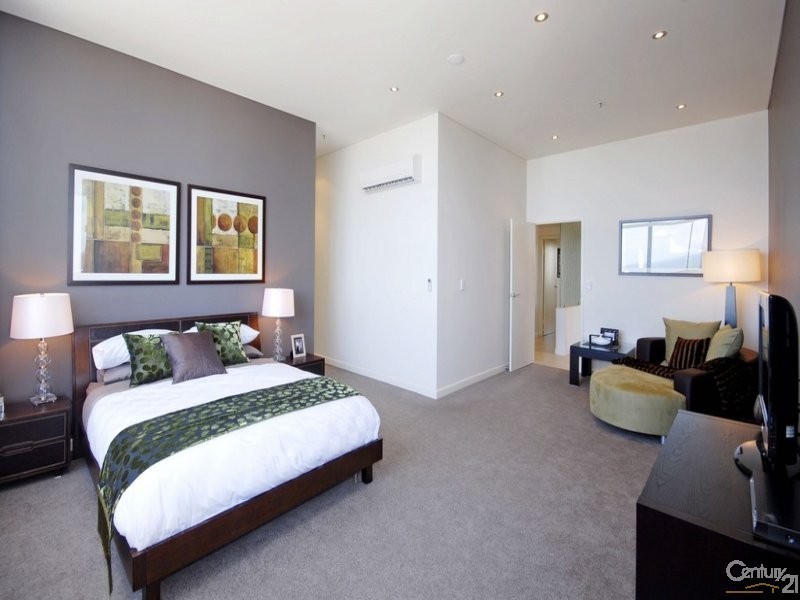 2301/18 Cypress Avenue, Surfers Paradise QLD 4217