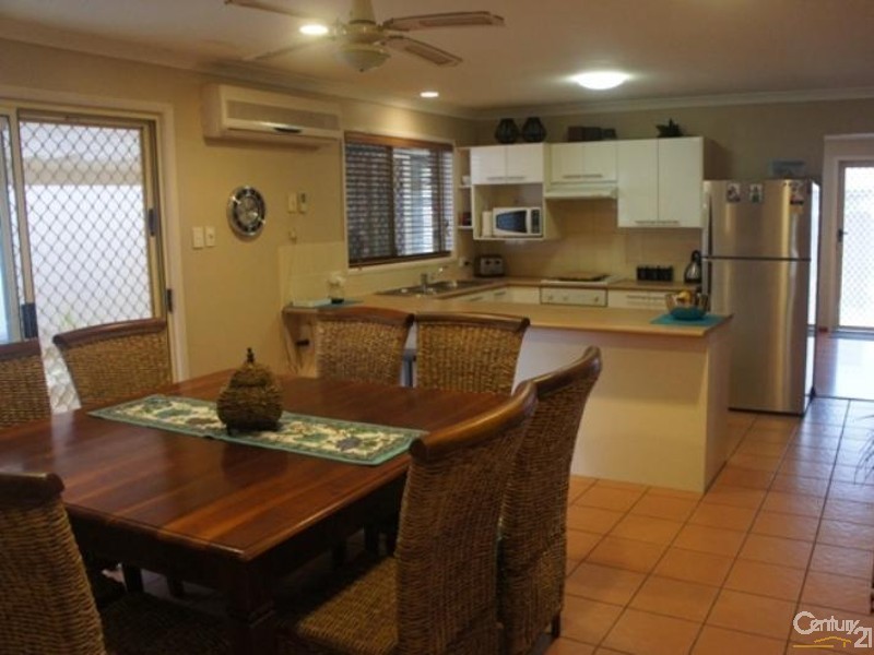 1 Bernini Place, Coombabah QLD 4216