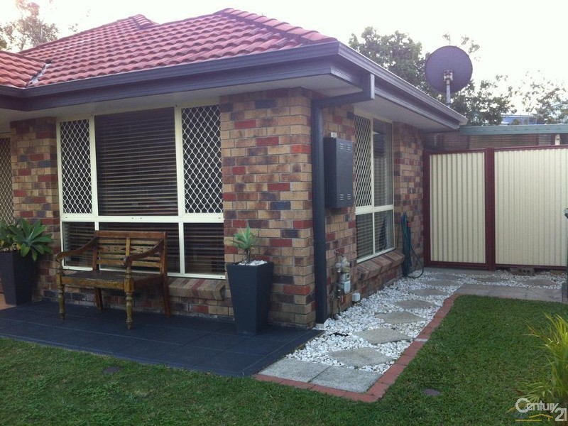 1 Bernini Place, Coombabah QLD 4216