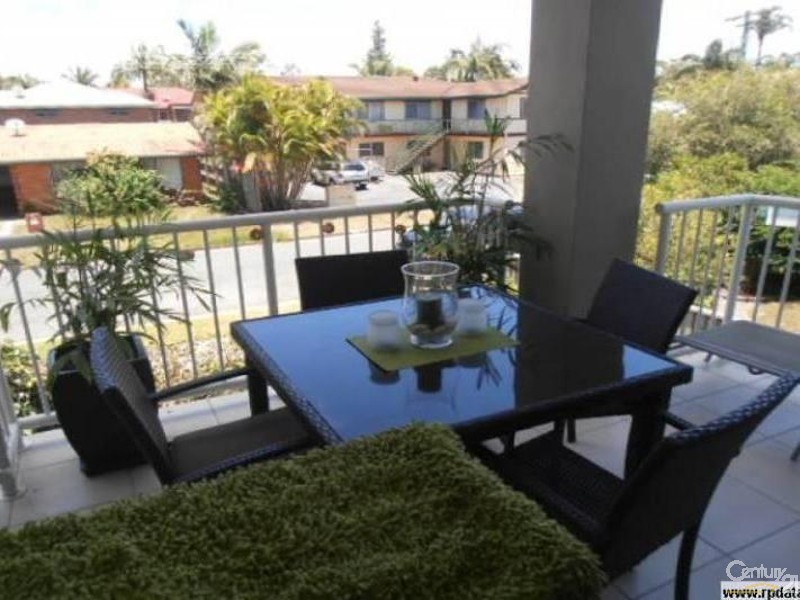 1/7 Phillip Street, Labrador QLD 4215