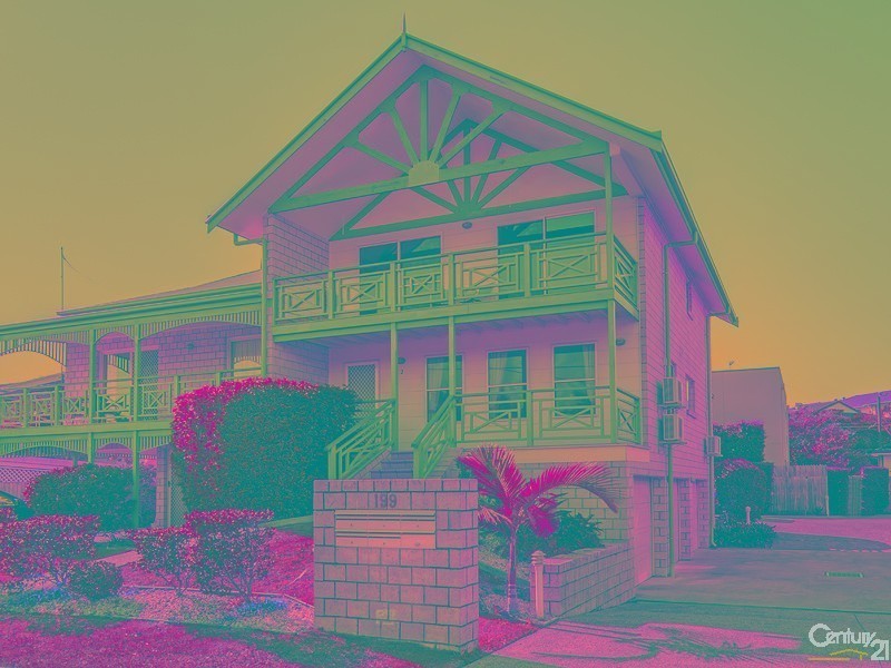 2/199 High Street, Southport QLD 4215