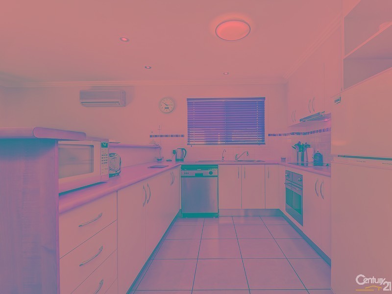 2/199 High Street, Southport QLD 4215