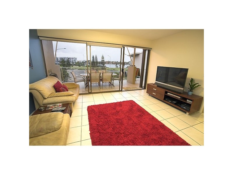 5/1 Grenada Way, Parrearra QLD 4575