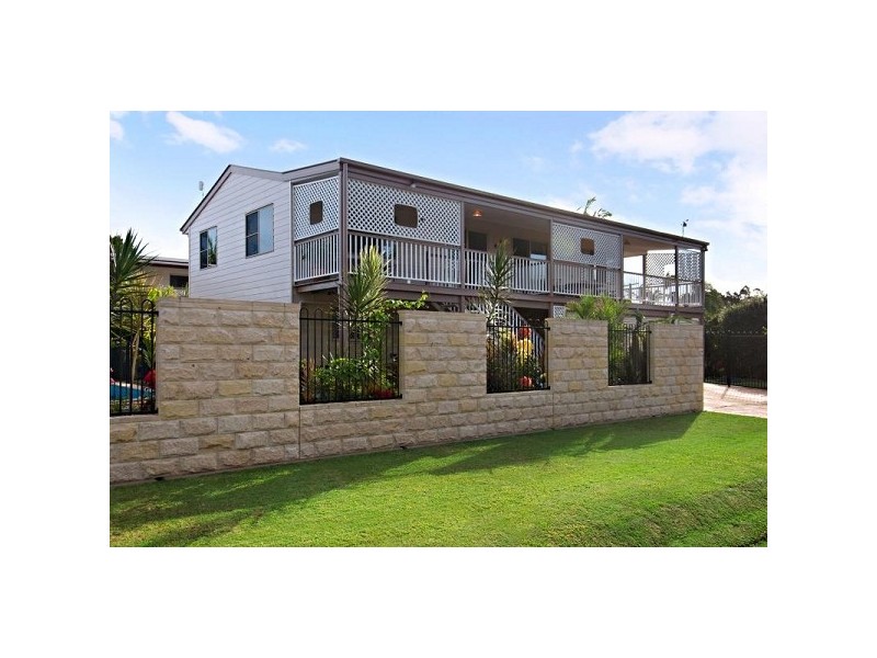 12 Godfreys Avenue, Bli Bli QLD 4560