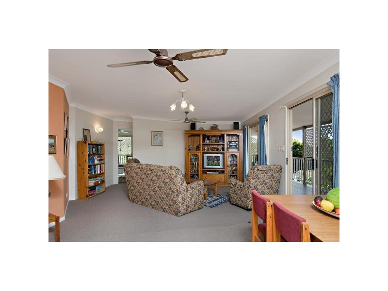 12 Godfreys Avenue, Bli Bli QLD 4560