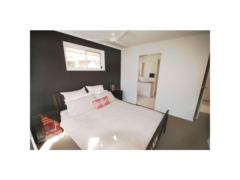 2/84 Parkway Drive, Mooloolaba QLD 4557