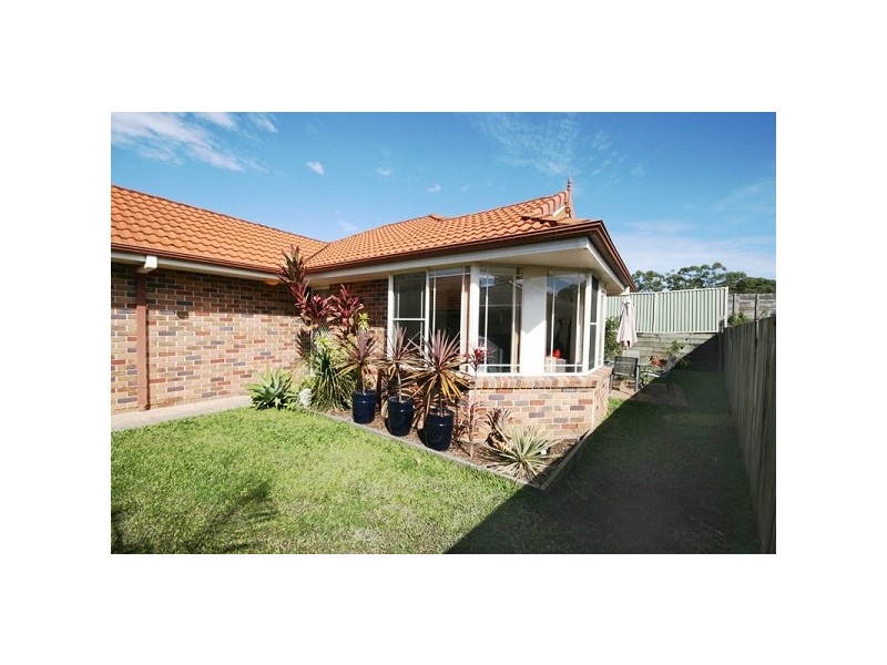 2/84 Parkway Drive, Mooloolaba QLD 4557