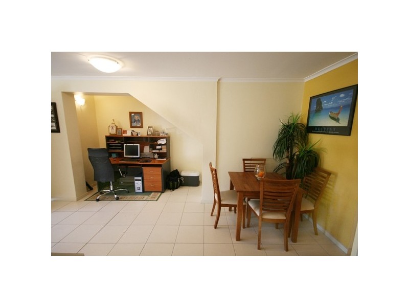 8/45 Bradman Ave, Maroochydore QLD 4558