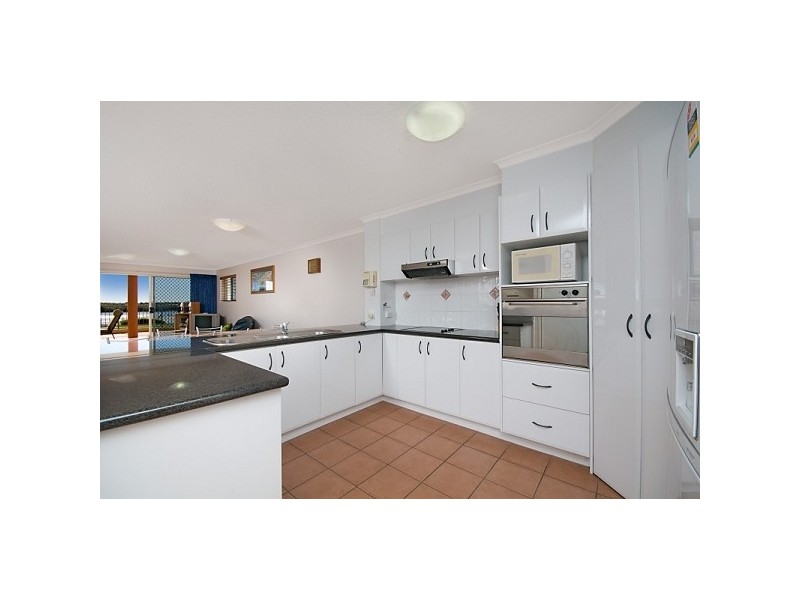 4 / 136 Duporth Avenue, Maroochydore QLD 4558