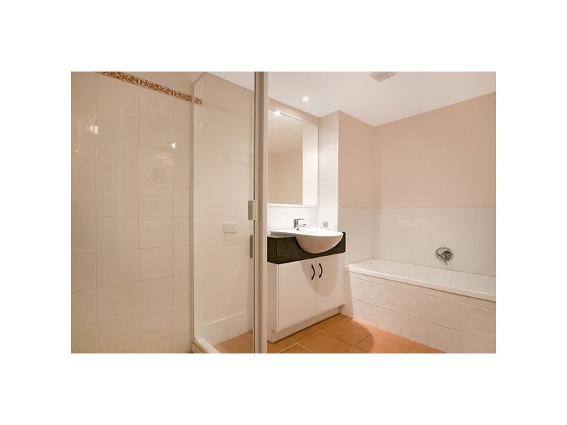 4 / 136 Duporth Avenue, Maroochydore QLD 4558