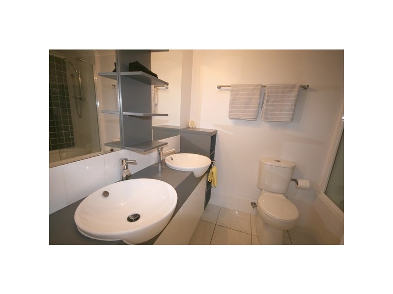 41/150 Duporth Ave, Maroochydore QLD 4558